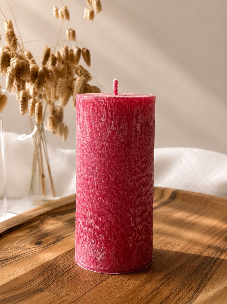 Raudona palmių vaško žvakė/Saldžiosios vyšnios aromato arba bekvapė