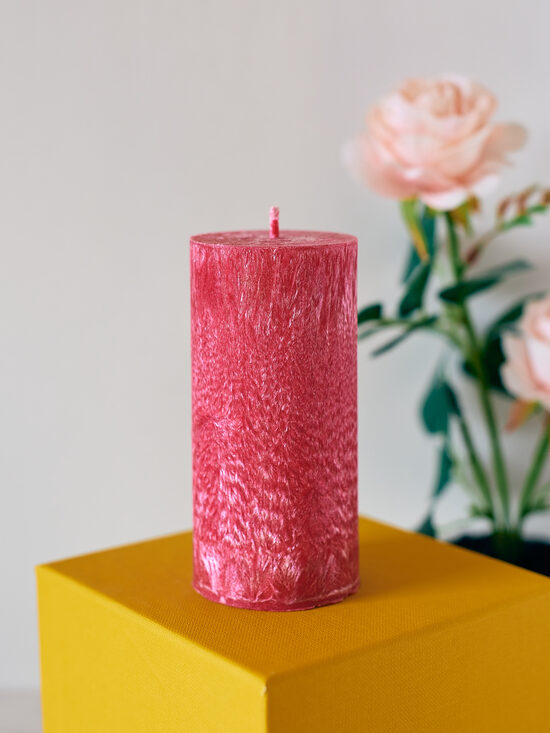 Raudona palmių vaško žvakė